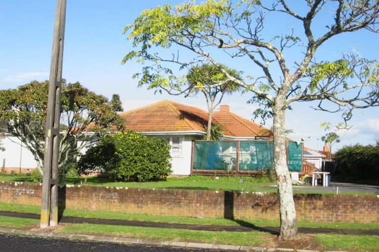 Photo of property in 20 Tyrone Street, Otara, Auckland, 2023
