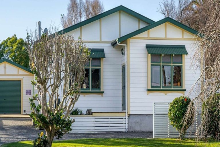 Photo of property in 21 Fox Street, Featherston, 5710