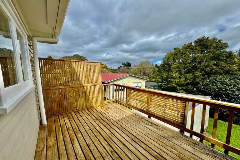 Photo of property in 13 Hellyers Street, Birkdale, Auckland, 0626