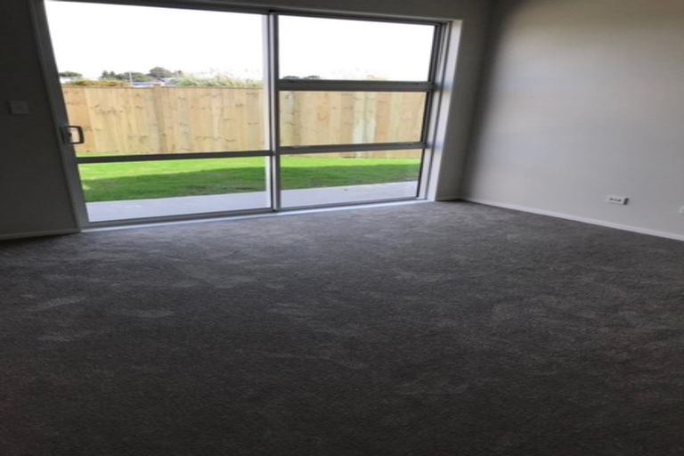 Photo of property in 17 Kapia Drive, Takanini, 2112