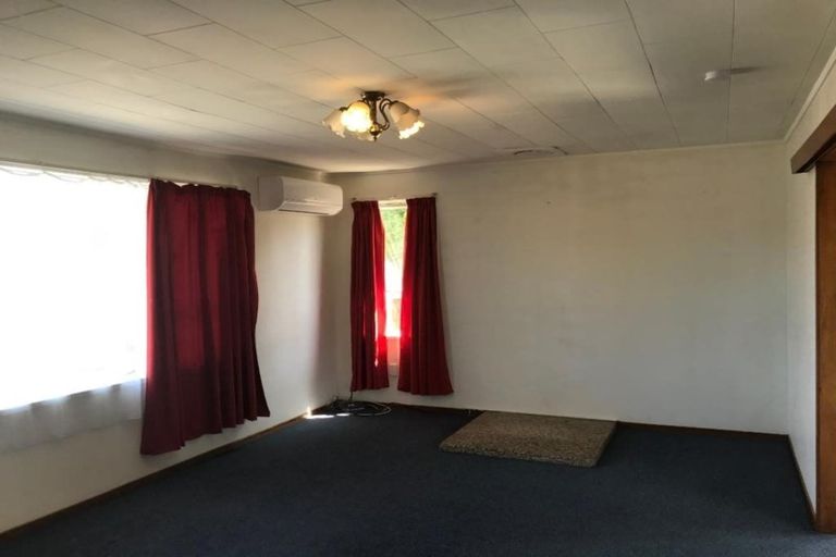 Photo of property in 46 Te Irirangi Drive, Clover Park, Auckland, 2019