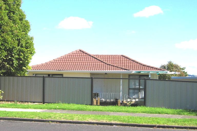 Photo of property in 53 Marendellas Drive, Bucklands Beach, Auckland, 2014