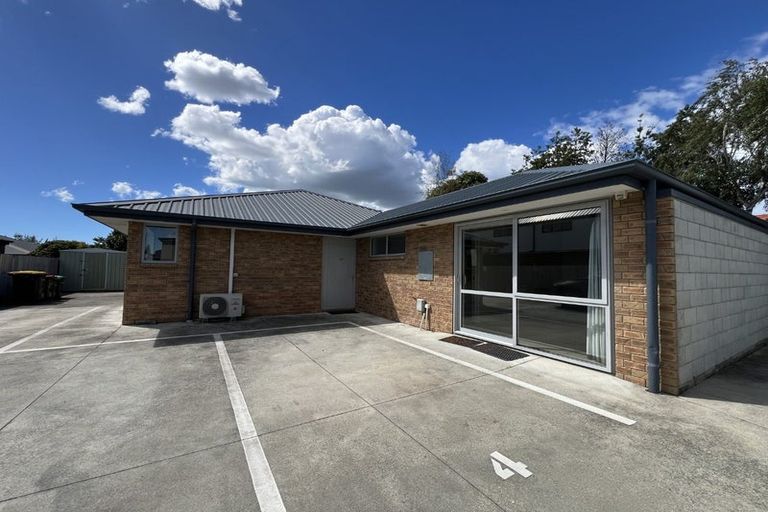 Photo of property in 55a Wharenui Road, Upper Riccarton, Christchurch, 8041