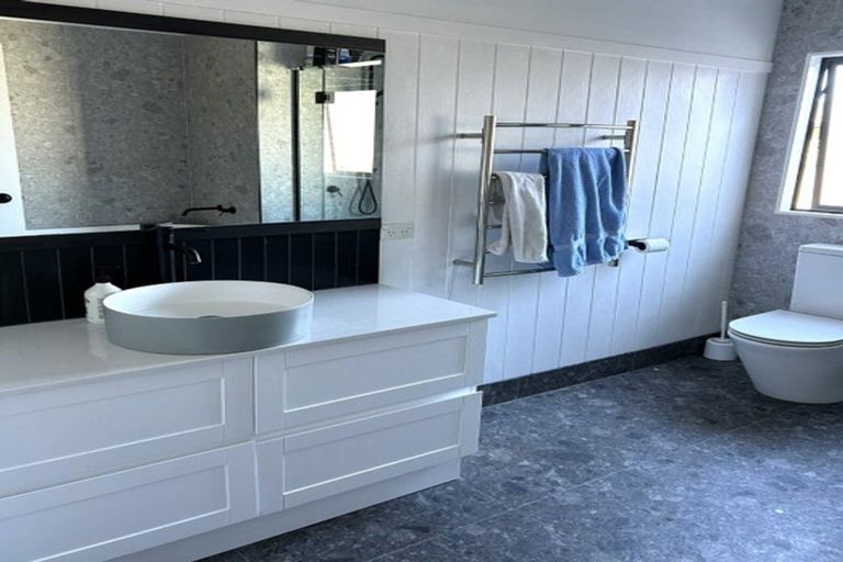 Photo of property in 14 Scott Place, Havelock North, 4130