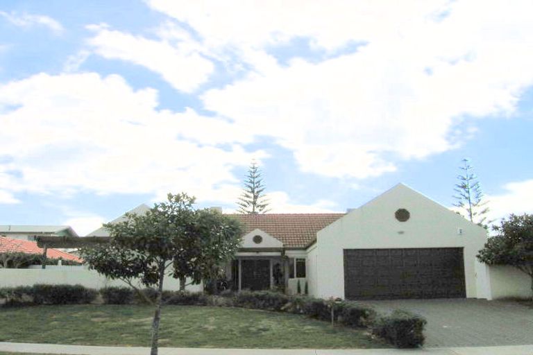 Photo of property in 5 Nautilus Drive, Papamoa Beach, Papamoa, 3118