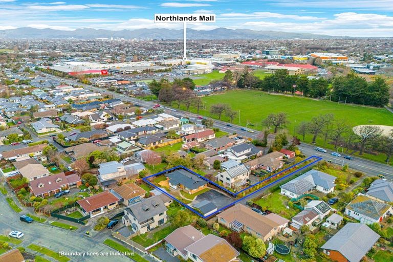 Photo of property in 80 Sawyers Arms Road, Northcote, Christchurch, 8052