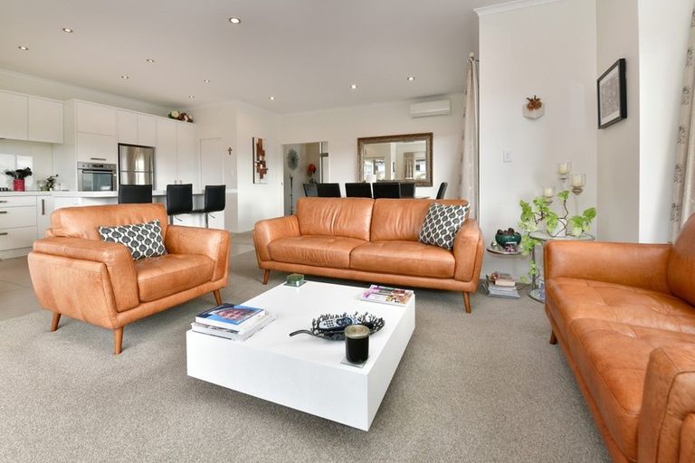 Photo of property in 5 Sibling Court, Silverdale, 0932