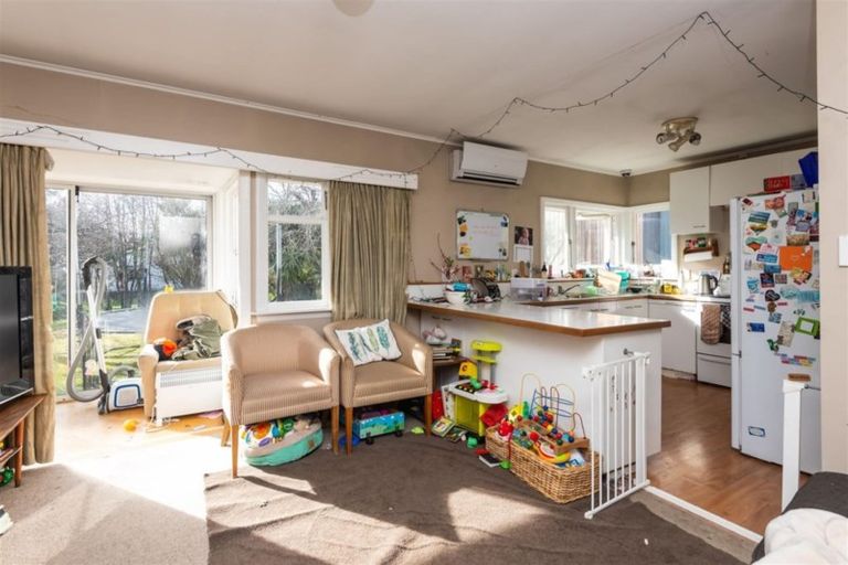 Photo of property in 21 Woodford Terrace, Ilam, Christchurch, 8053