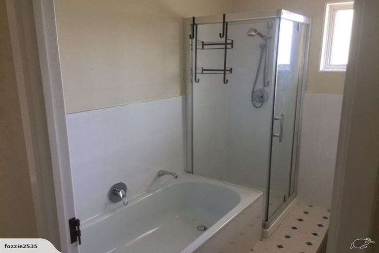 Photo of property in 2/11 Troon Place, Papatoetoe, Auckland, 2025