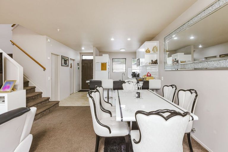 Photo of property in 17/45 Secoia Crescent, Mangere, Auckland, 2022