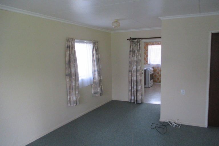 Photo of property in 17a Churchill Avenue, Hokowhitu, Palmerston North, 4410