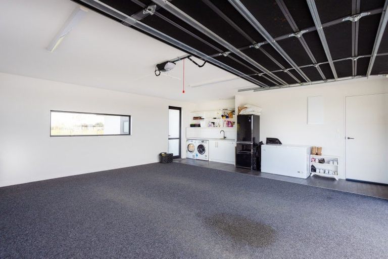 Photo of property in 60 Orion Road East, Makarewa, Invercargill, 9876
