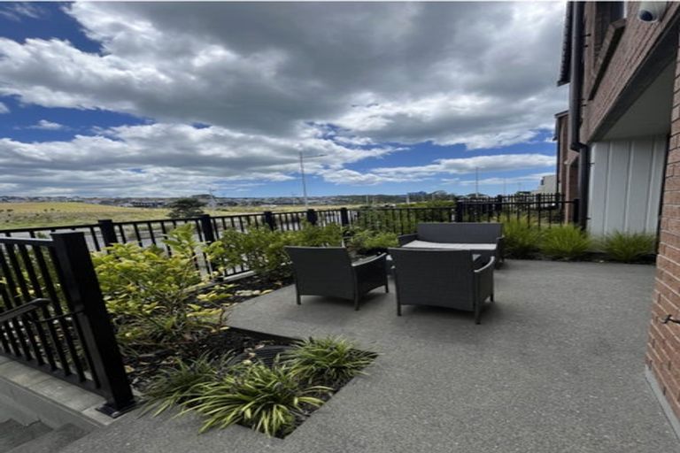 Photo of property in 157 Glenvar Ridge Road, Long Bay, Auckland, 0630