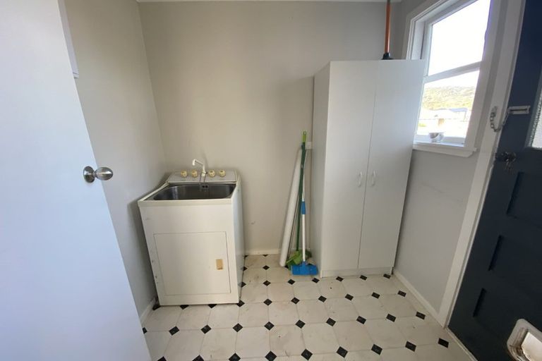 Photo of property in 7 Petherick Street, Taita, Lower Hutt, 5011