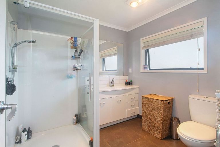 Photo of property in 27a Royal Doulton Drive, Pukekohe, 2677