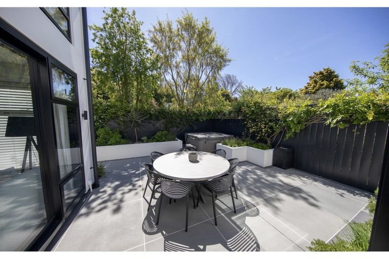Photo of property in 67 Mansfield Avenue, St Albans, Christchurch, 8014