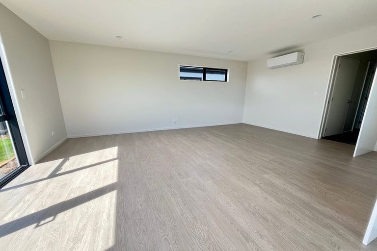 Photo of property in 1 Comer Street, Halswell, Christchurch, 8025
