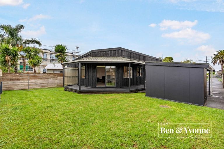 Photo of property in 80a Kings Road, Panmure, Auckland, 1072