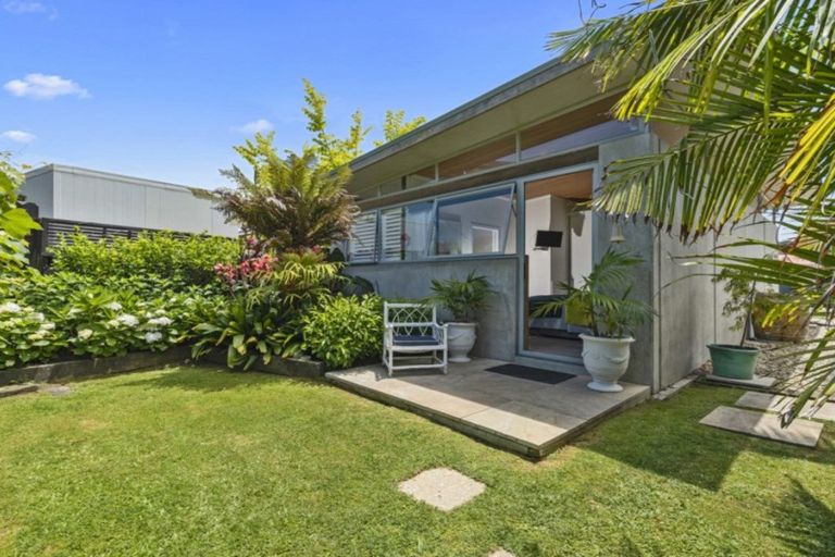 Photo of property in 5 Harbour View Road, Point Wells, Warkworth, 0986