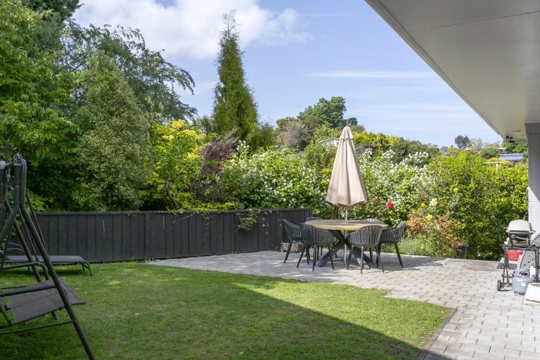 Photo of property in 26 Tremaine Avenue, Two Mile Bay, Taupo, 3330