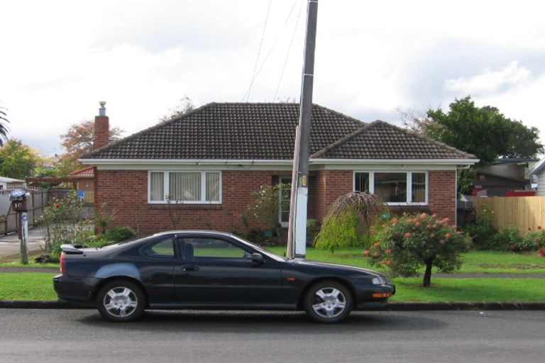 Photo of property in 2/10 York Road, Papatoetoe, Auckland, 2104