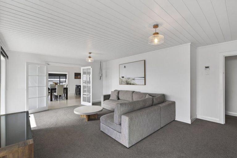 Photo of property in 105 Parklands Avenue, Bell Block, New Plymouth, 4312