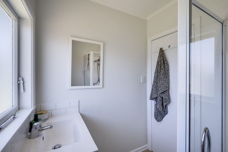 Photo of property in 11 Magdalen Crescent, Pirimai, Napier, 4112