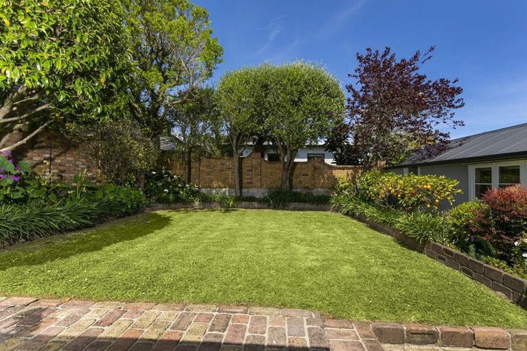 Photo of property in 31 Mozeley Avenue, Devonport, Auckland, 0624