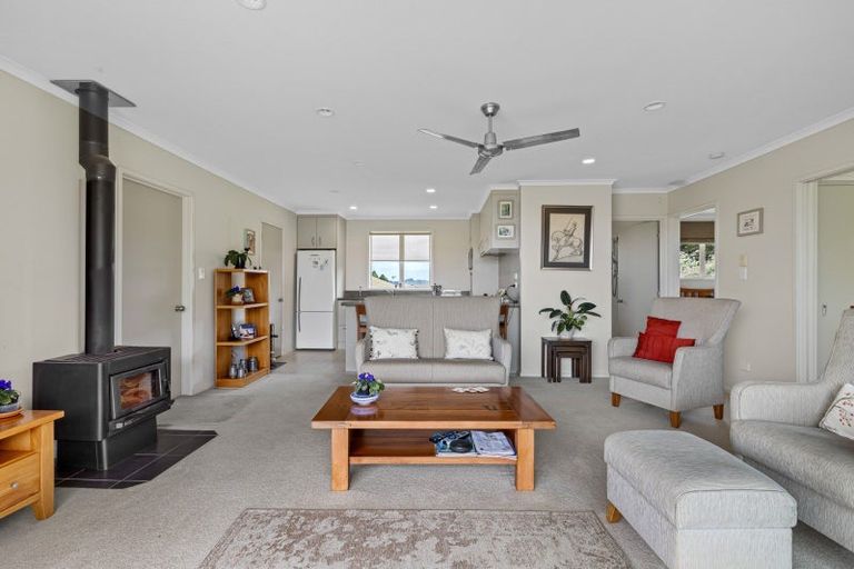 Photo of property in 71 Rapson Road, Kaukapakapa, 0871