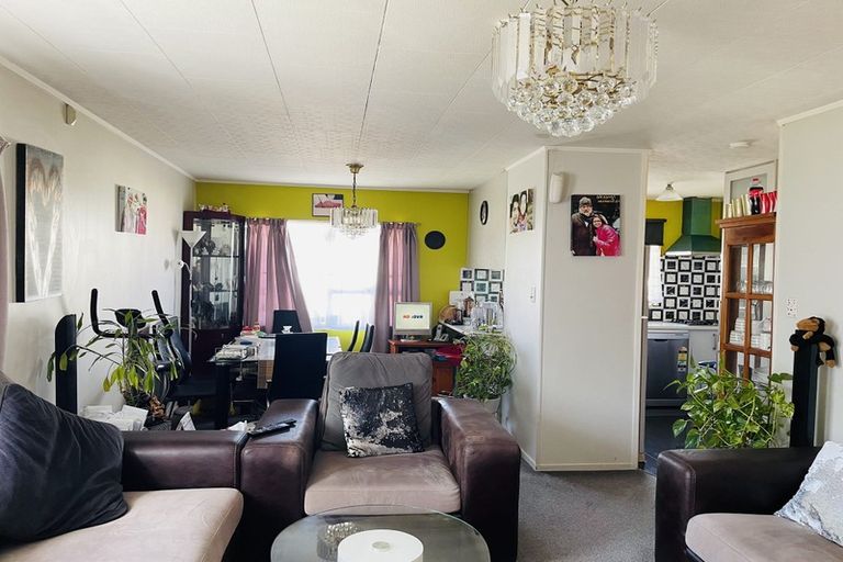 Photo of property in 6 Iliad Place, Wiri, Auckland, 2104