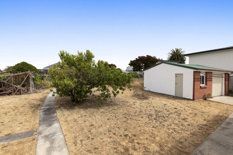 Photo of property in 30 Cuffs Road, Wainoni, Christchurch, 8061