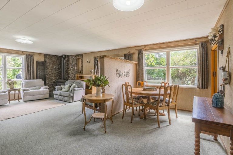 Photo of property in 31 Holyoake Crescent, Avalon, Lower Hutt, 5011