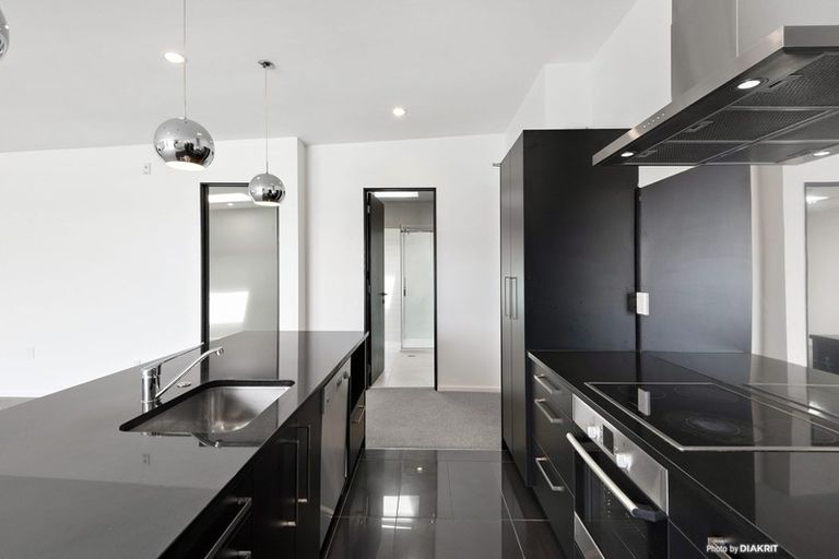 Photo of property in 6c/8 Lipman Street, Mount Victoria, Wellington, 6011