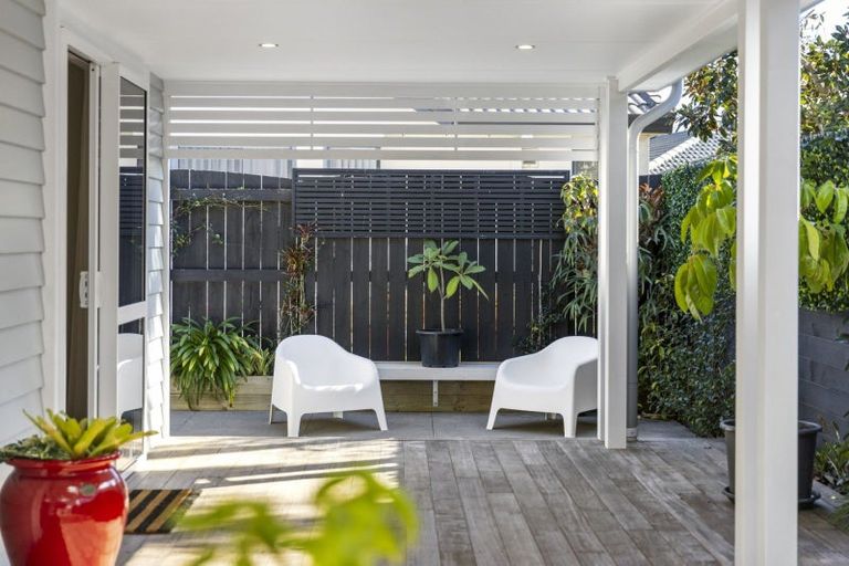 Photo of property in 3 Makura Drive, Papamoa Beach, Papamoa, 3118