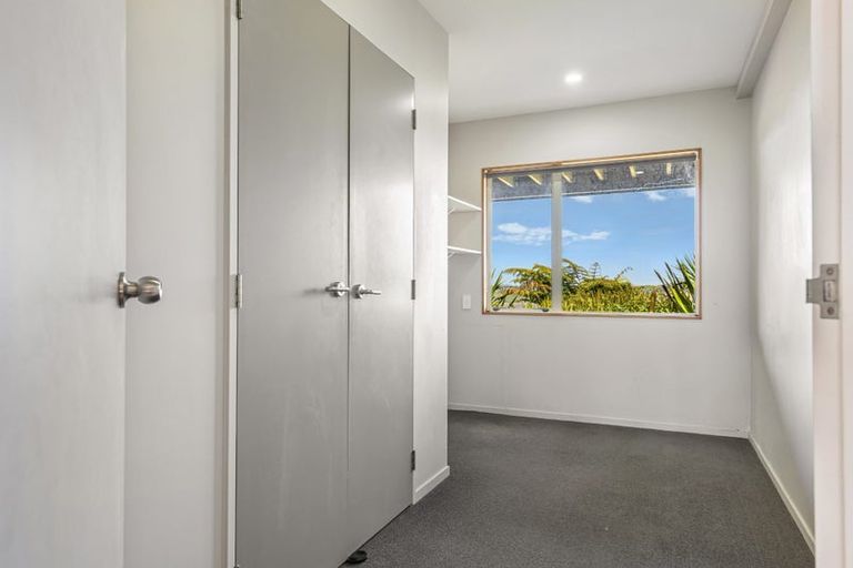 Photo of property in 44a Kestrel Heights, Arkles Bay, Whangaparaoa, 0932