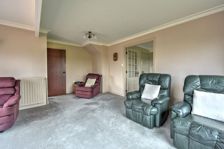 Photo of property in 9 Kerwood Place, Gore, 9710