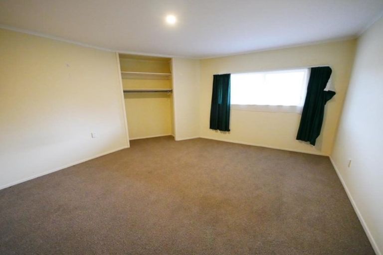 Photo of property in 384 Great South Road, Opaheke, Papakura, 2113