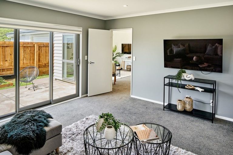 Photo of property in 20 Stony Hill Place, Grenada Village, Wellington, 6037