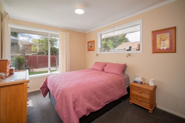 Photo of property in 23 Colwyn Street, Bryndwr, Christchurch, 8053