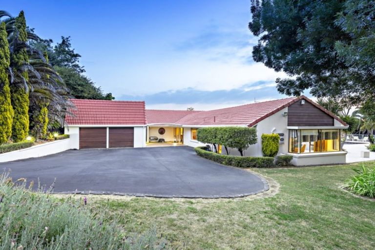 Photo of property in 65 Harry Dreadon Road, Opaheke, Papakura, 2584