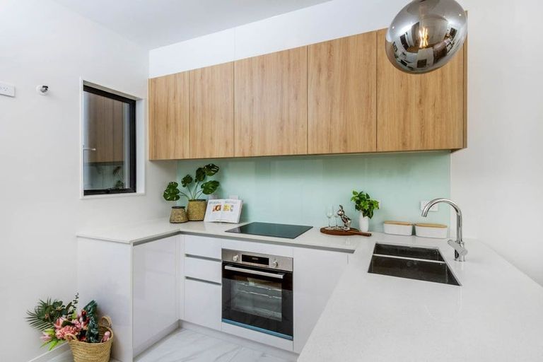 Photo of property in 15/26 Springvale Drive, Fairview Heights, Auckland, 0632