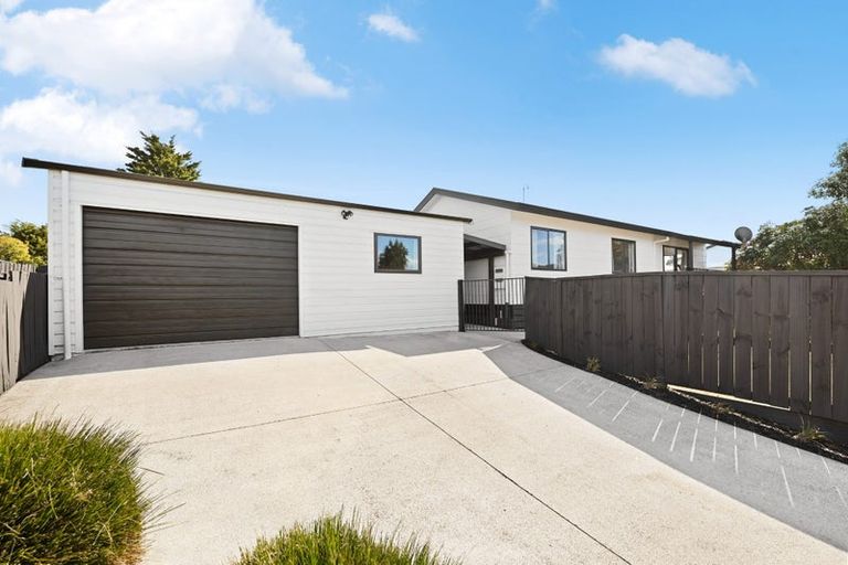 Photo of property in 12 Lloyd Drive, Nawton, Hamilton, 3200