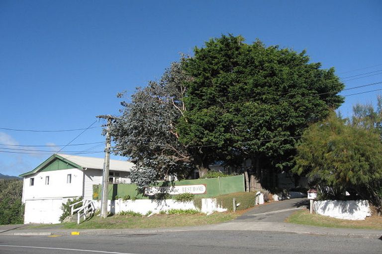 Photo of property in Former Rose Cottage, 12 Poplar Avenue, Raumati South, Paraparaumu, 5032