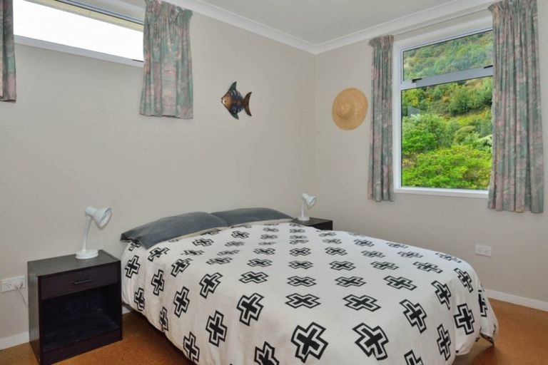 Photo of property in 88 Newcastle Street, Mahia, 4198