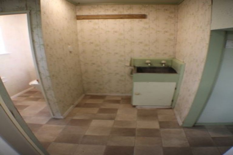 Photo of property in 32 Harris Street, Naenae, Lower Hutt, 5011