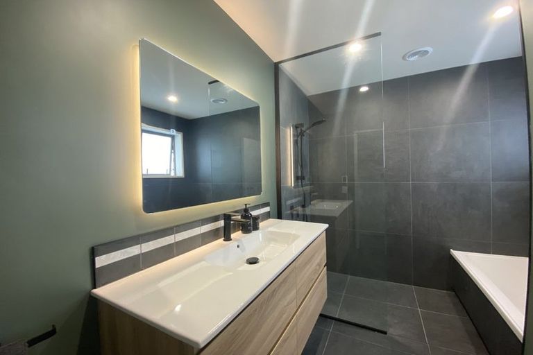 Photo of property in 39b Mantell Street, Seatoun, Wellington, 6022