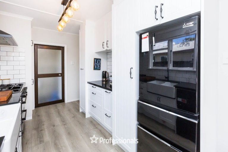 Photo of property in 28b Blenheim Street, Upper Hutt Central, Upper Hutt, 5018