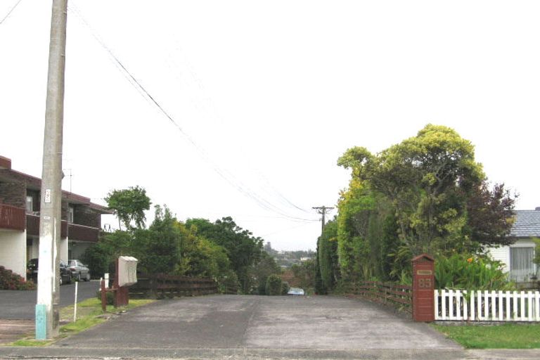 Photo of property in 83 Ocean View Road, Hillcrest, Auckland, 0627