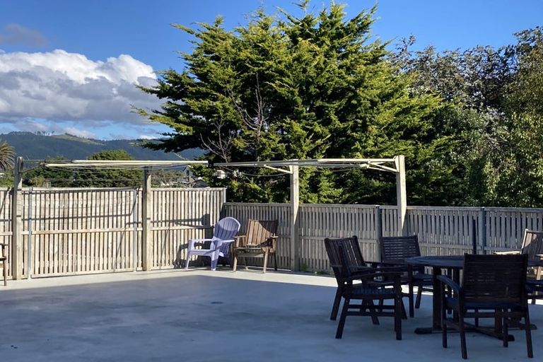 Photo of property in Ocean Apartments, 5/44 Marine Parade, Paraparaumu Beach, Paraparaumu, 5032