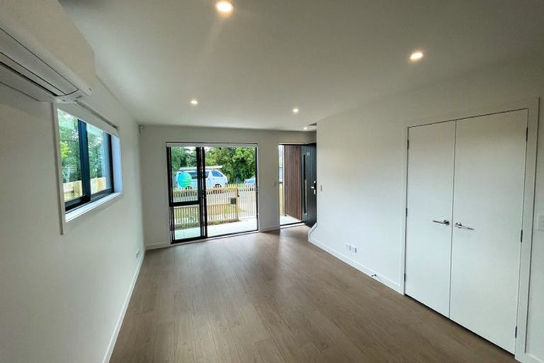 Photo of property in 4/5 Brandon Road, Glen Eden, Auckland, 0602